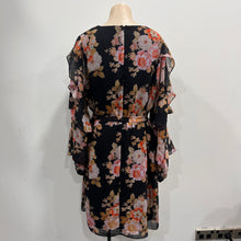 Load image into Gallery viewer, Cooper St Dress - Size 18
