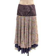 Load image into Gallery viewer, Annah S Skirt - Size 10
