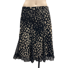 Load image into Gallery viewer, Spotty Skirt - Size 38
